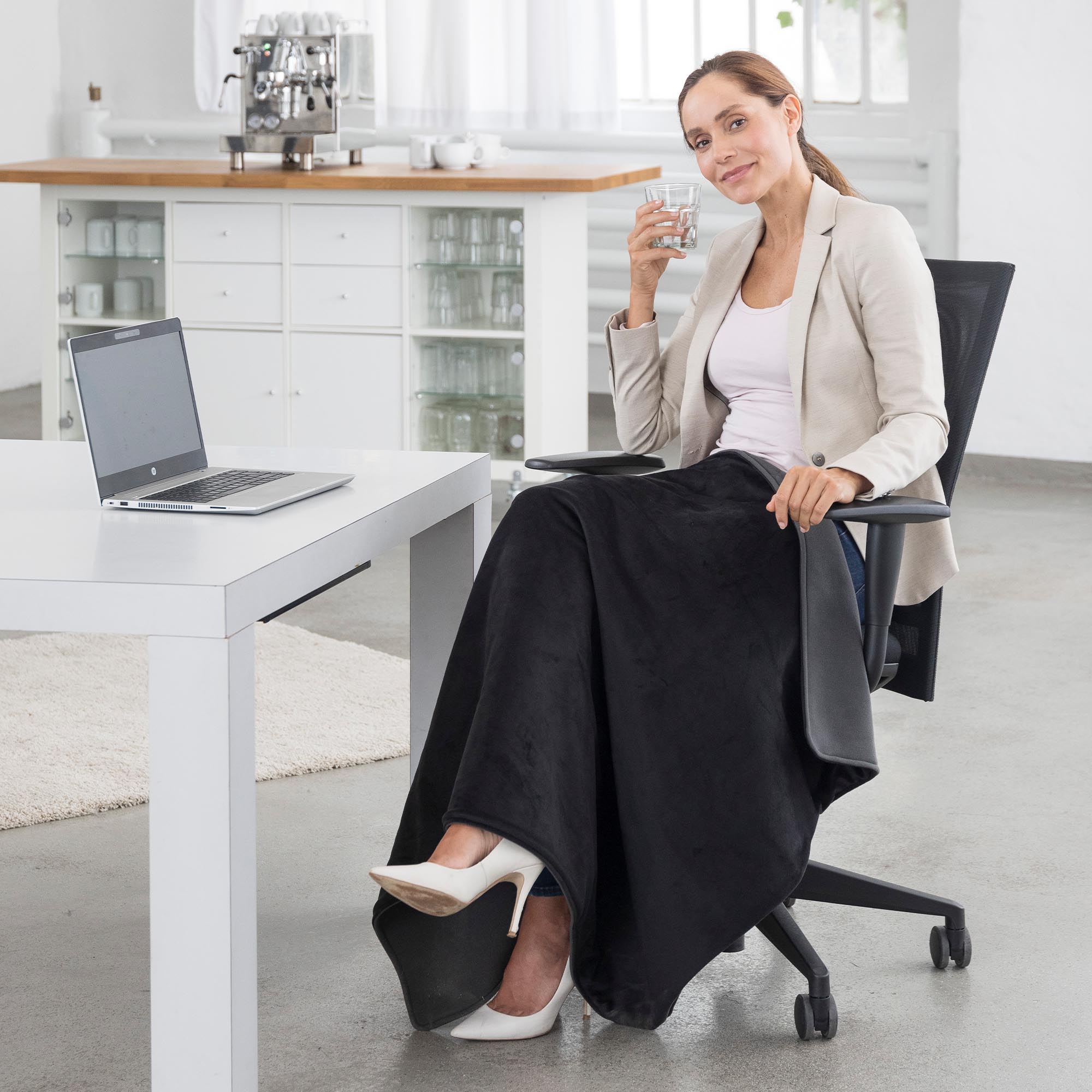 acbb2caa04246868f2d3cc037d9fd6c1 OL 200 | Manta calefactora