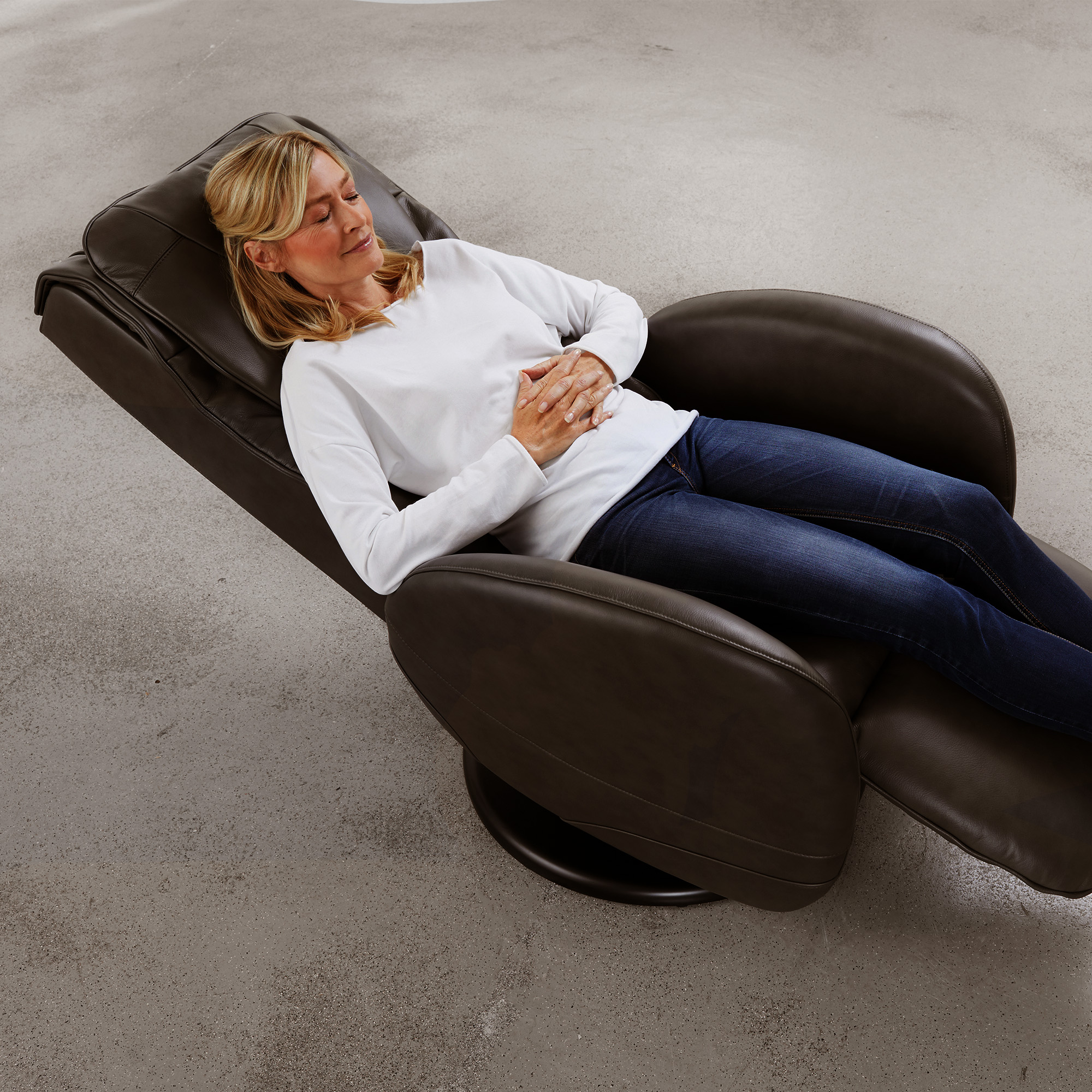 RS 710 Massagesessel - TV-Sessel - Körperscanner + 5 Massagearten